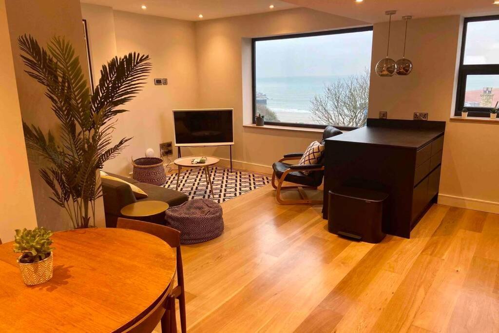 Beachside Apartment In The Centre Of Town New Quay Εξωτερικό φωτογραφία